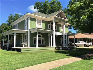 Historic real estate listing for sale in Teague, TX